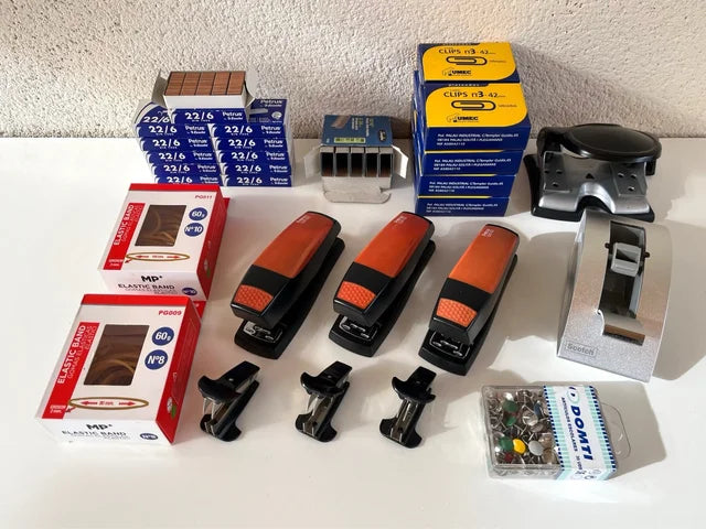 Material de oficina variado